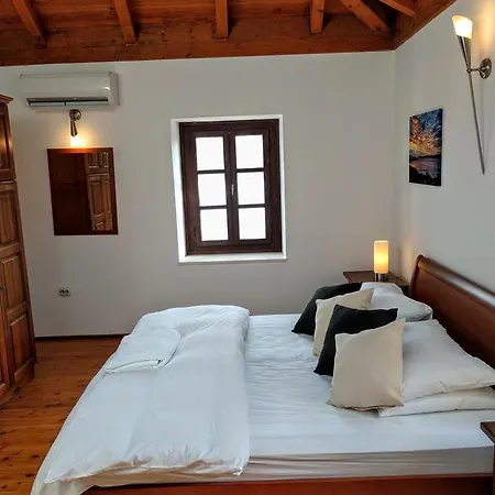 The Captain's House *